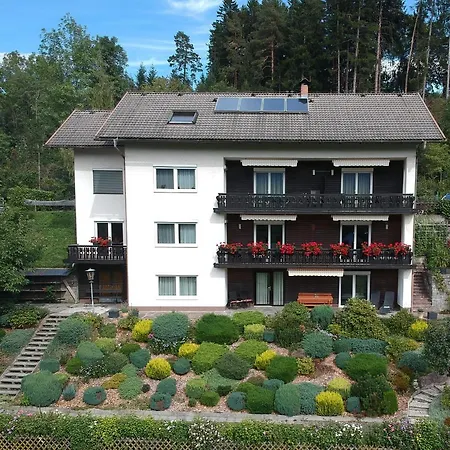 アパート Frans Josef *