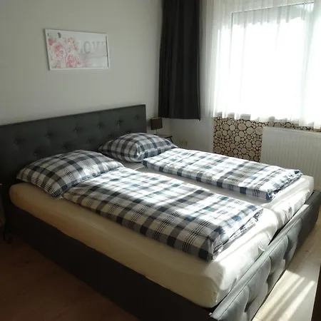 Apartament Frans Josef *